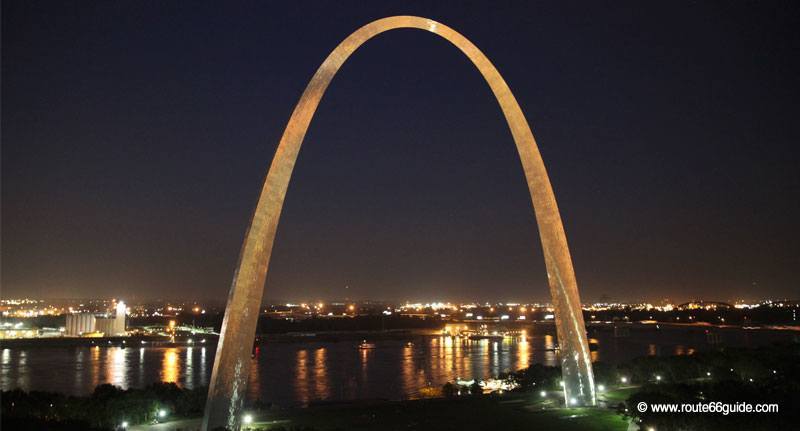 Route 66 in Missouri - St Louis Gateway Arch